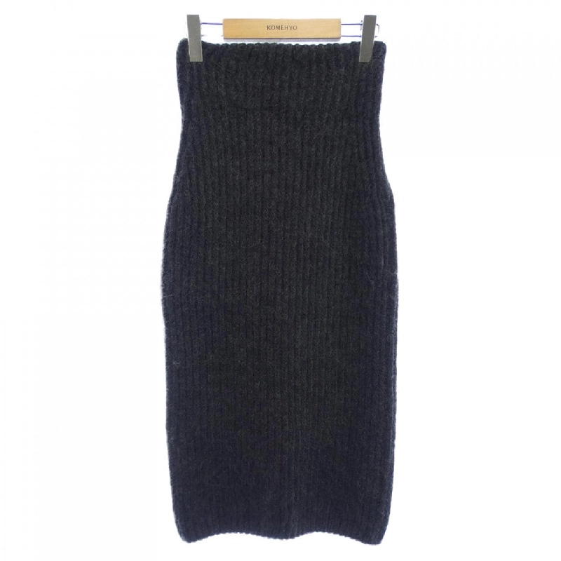 【Mã giảm giá】Váy FENDI 653918