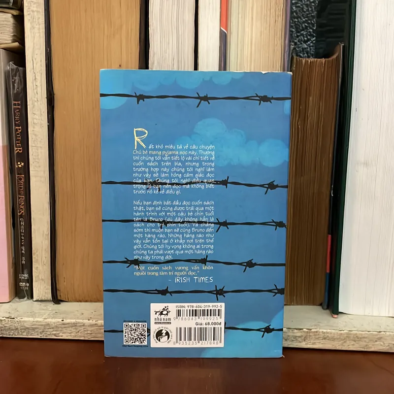 II Tựa sách: Chú Bé Mang Pyjama Sọc - JOHN BOYNE - 2022 576368