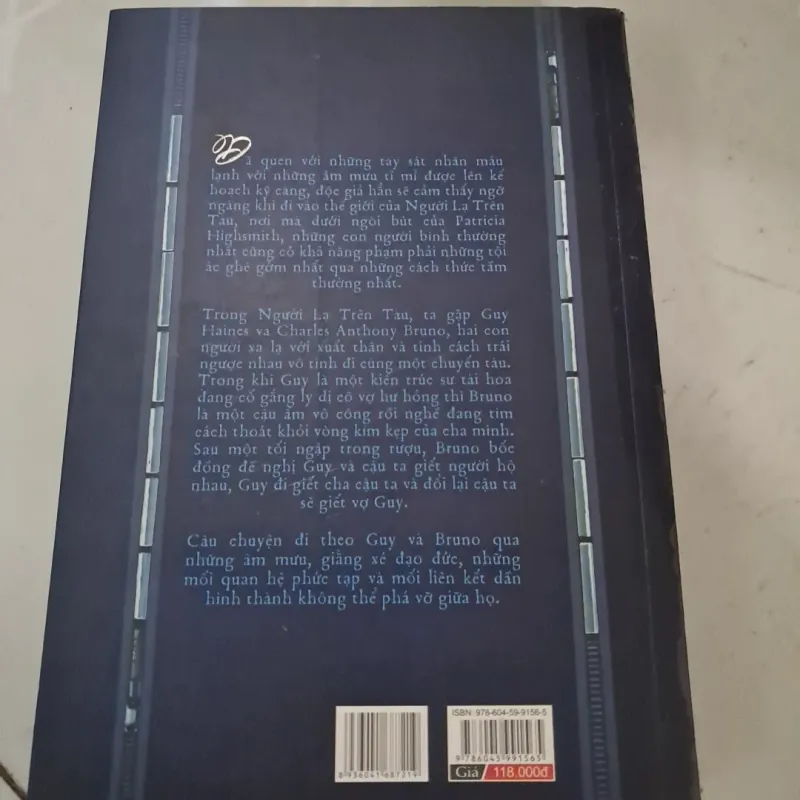 Sách Người Lạ Trên Tàu 752426