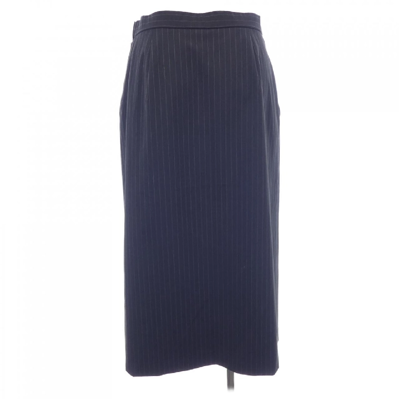 Lui Chantant Suit 655997