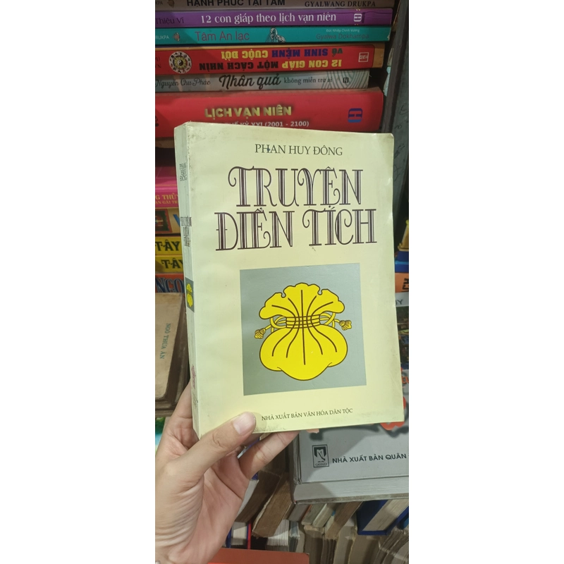 Truyện Điển Tích - Phan Huy Đông 529164