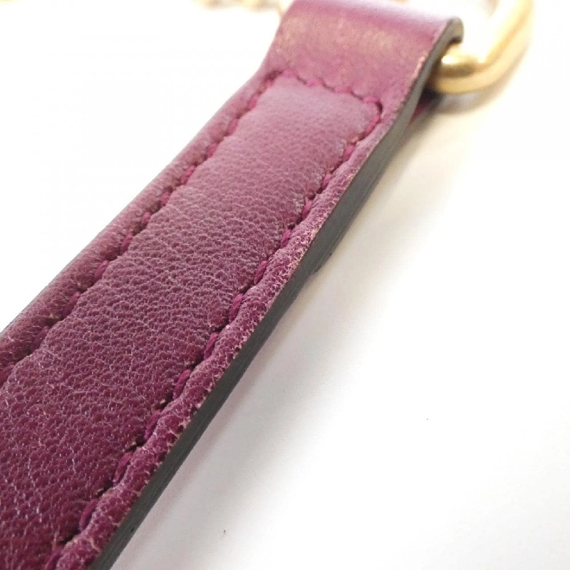 Túi đeo vai GG Marmont 447632 9QIBT của Gucci 612034