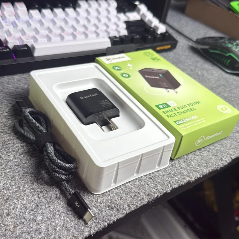 Bộ Cáp Sạc Basefast Unbox Type C 30w Dây cáp 60w 740390