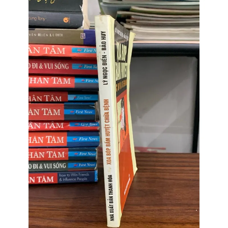 Xoa bóp bấm huyệt chữa bệnh- Lý Ngọc Điền, Bảo Huy 700478