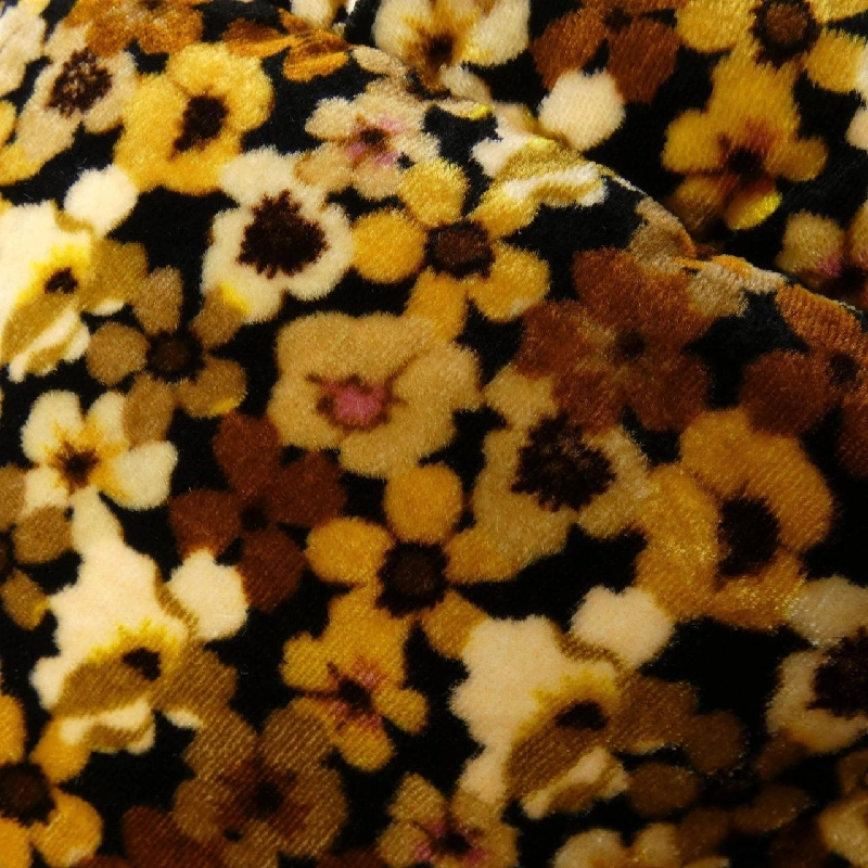 Áo khoác lông vũ MONCLER 643846