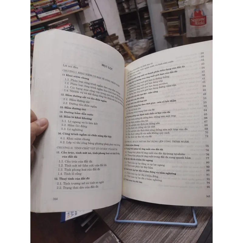 Sách: Tính toán thiết kế công trình ngầm - TG: Trần Thanh Giám, Tạ Tiến Đạt (KT) 738586