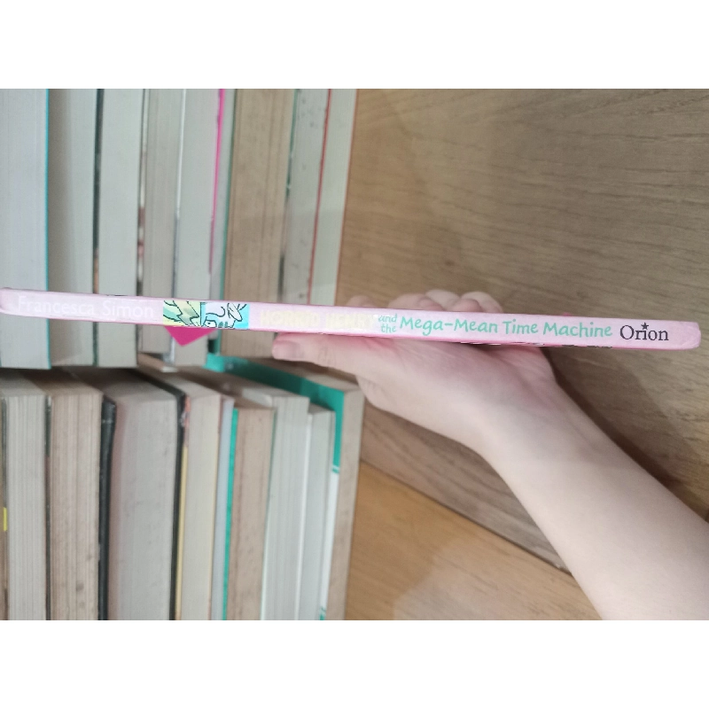 Horrid Henry and the Mega-Mean time machine - Francesca Simon 708385