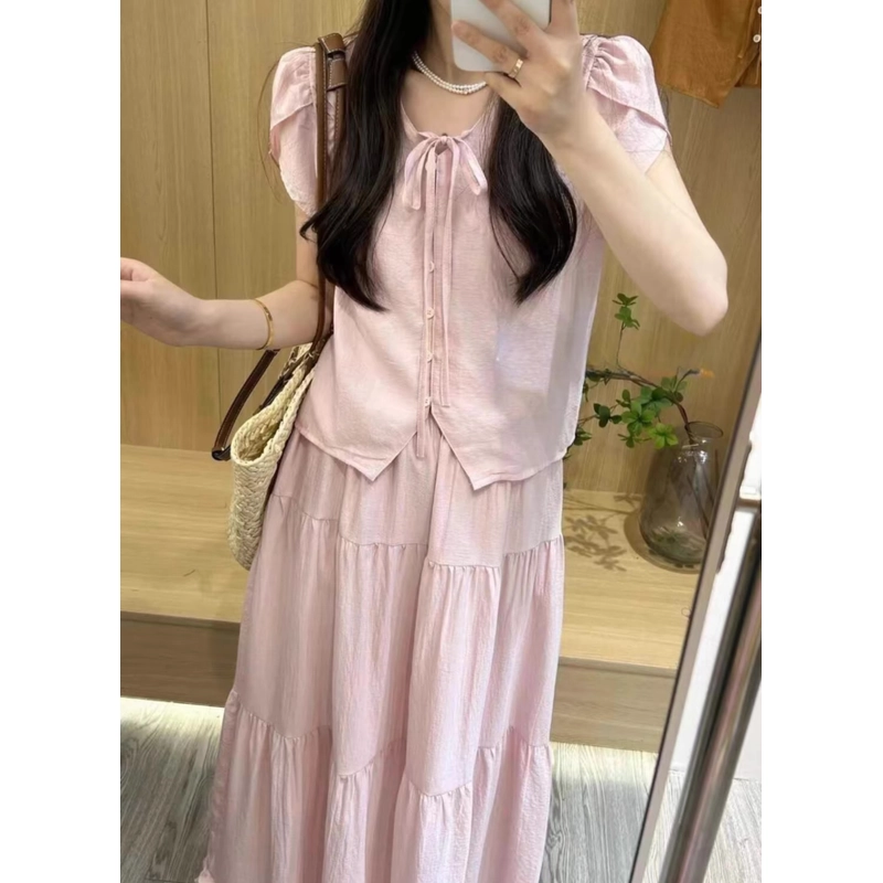 Chủ yếu là hàng new,có cái chưa mặc lần nào,có cái giặt xong để đấy,cái thì mặc 1l 522422