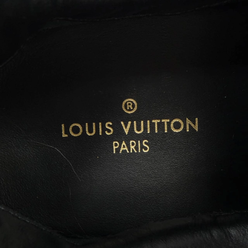 Giày sneaker dòng Runaway của Louis Vuitton 658294