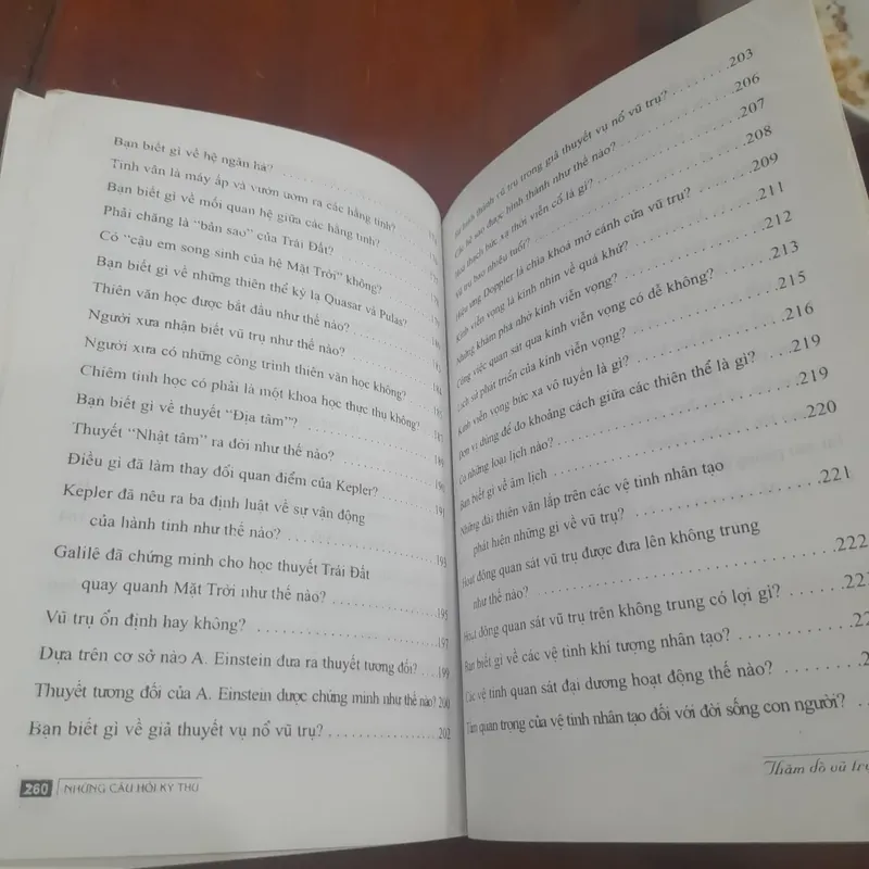 Những câu hỏi kỳ thú - THĂM DÒ VŨ TRỤ 738113