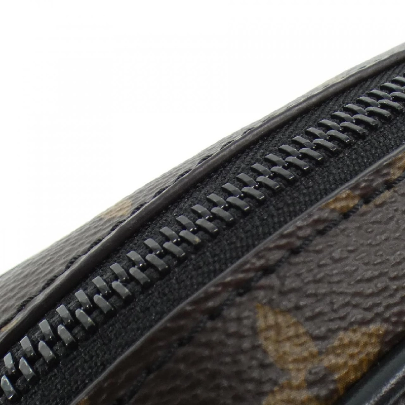 Túi đeo vai Louis Vuitton Monogram Macassar Christopher Wearable Wallet M69404 612661