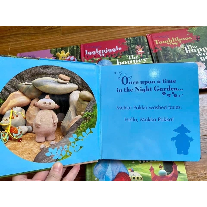 Bộ sách “In the Night Garden” 🌙 509986