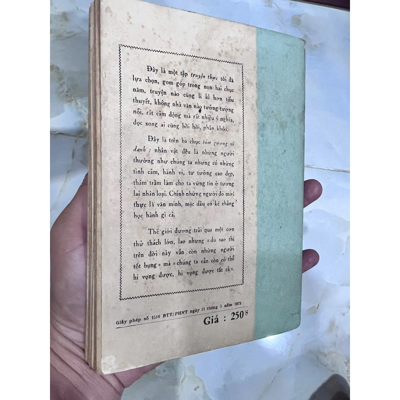 Ý CAO TÌNH ĐẸP (CÓ THỦ BÚT CỦA TÁC GIẢ) - NGUYỄN HIẾN LÊ 532383