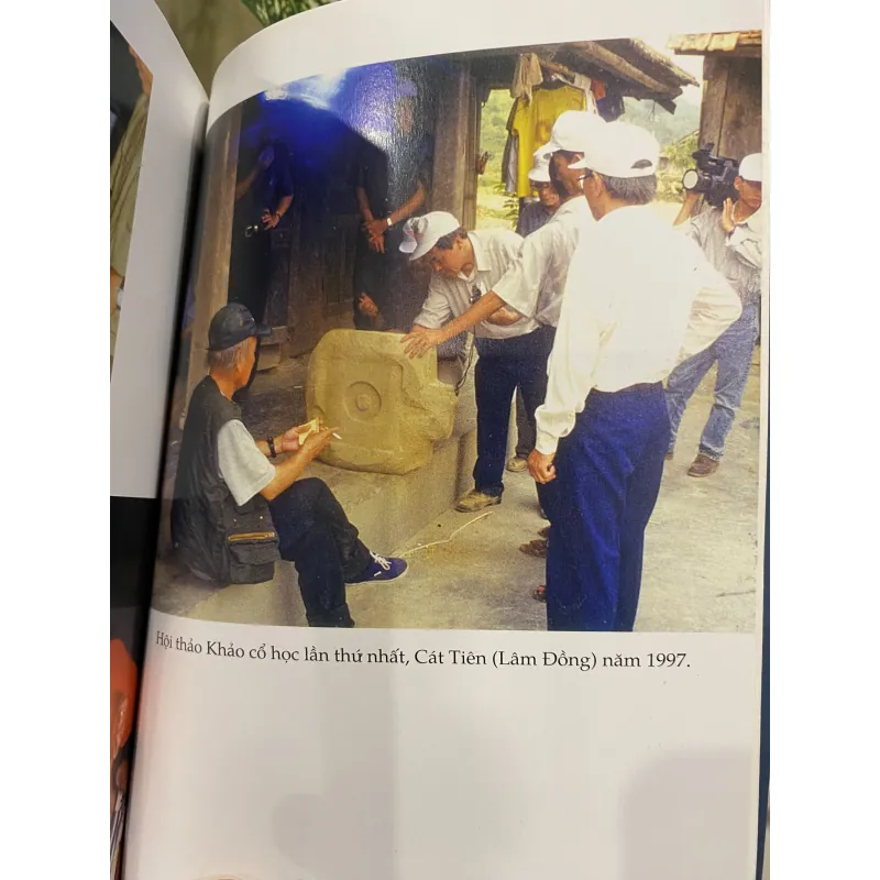 TRONG CÕI, TRẦN QUỐC VƯỢNG 974517