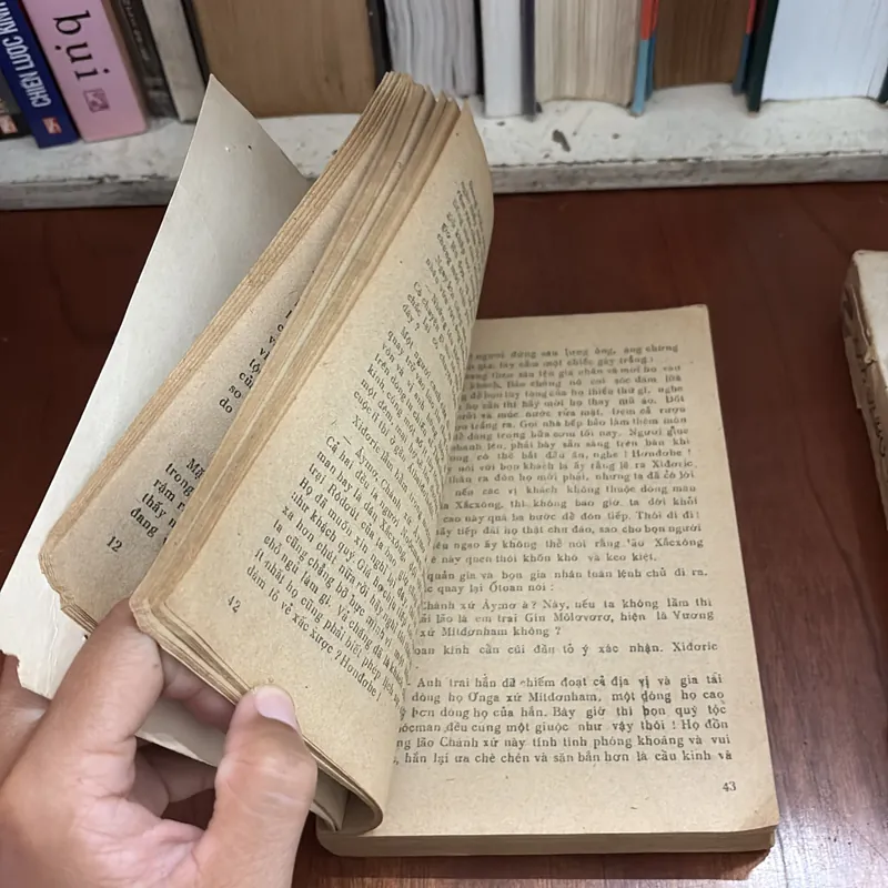II Sách Xưa: AIVANHÔ (Trọn Bộ 2 Cuốn) - OANTƠ SCỐT - 1986 590486
