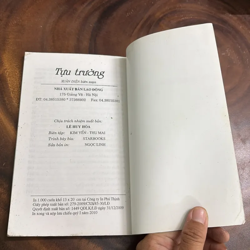 II Văn Học: Tựu Trường - Xuân Diện - 2010 998100