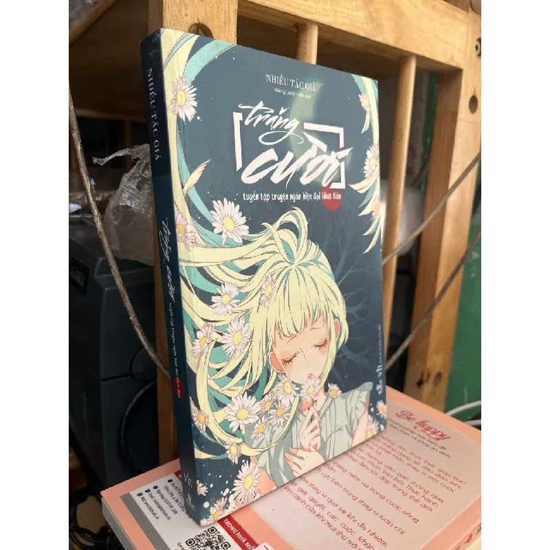 Trăng cười - nhiều tác giả 575800