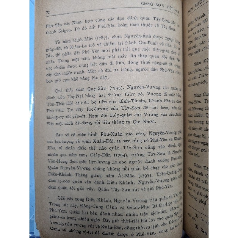 NON NƯỚC PHÚ YÊN - NGUYỄN ĐÌNH TƯ ( LỜI BẠT NGUYỄN HIẾN LÊ ) 191568