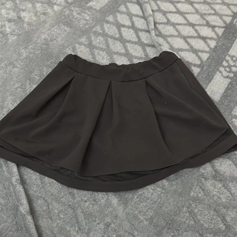 Quần jean, quần giữ nhiệt, chân váy... 1025352