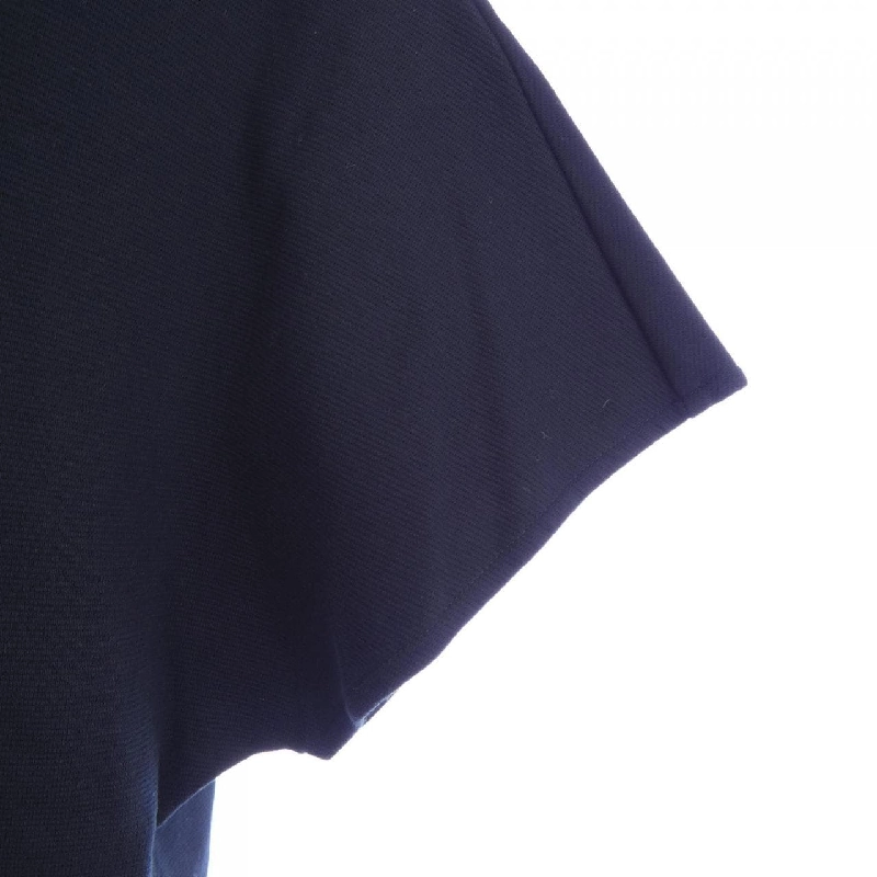 Áo ADORE - Hàng hiệu Authentic 774325