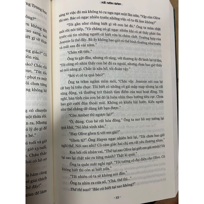 Kẻ nặn sáp - minette walters.  499919