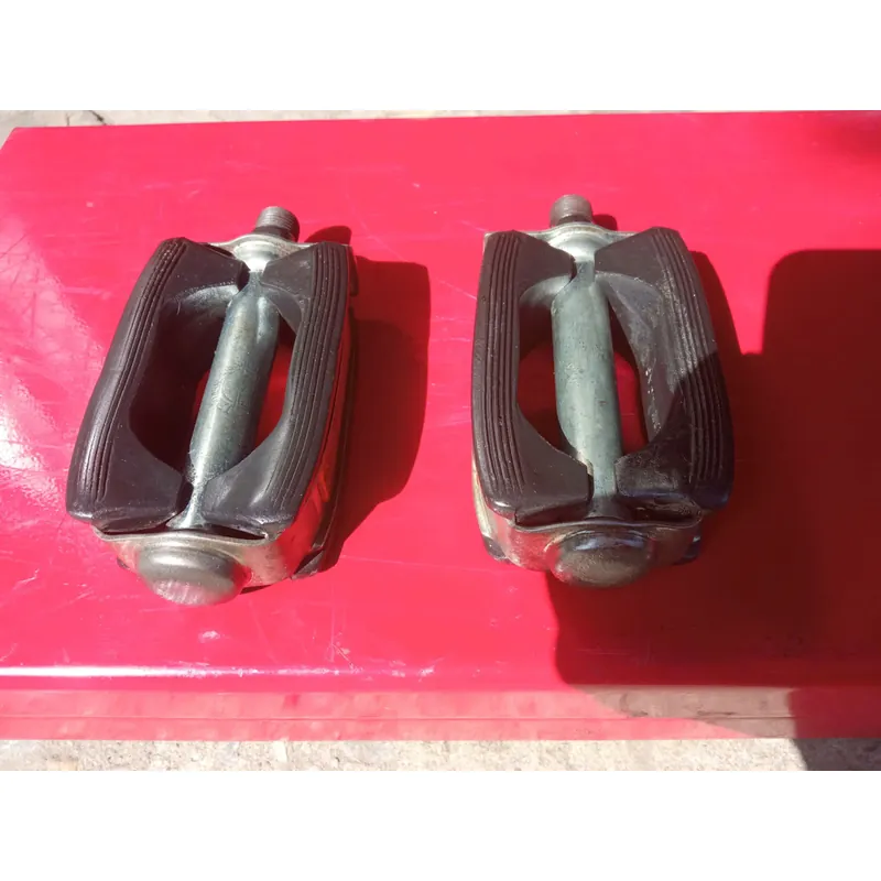 ĐÔI BÀN ĐẠP XE ĐẠP CỔ XƯA ĐẸP.-ZIN CHẤT - SIÊU BỀN... 714752