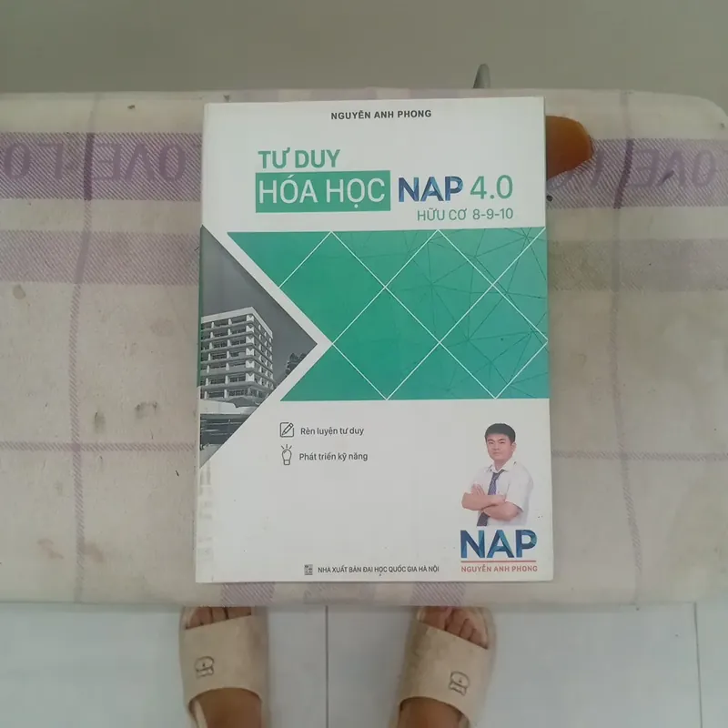 Sách luyện thi THPT quốc gia môn Hóa 575414