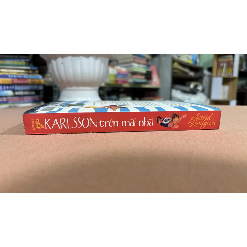 Karlsson trên mái nhà 🌊 694705