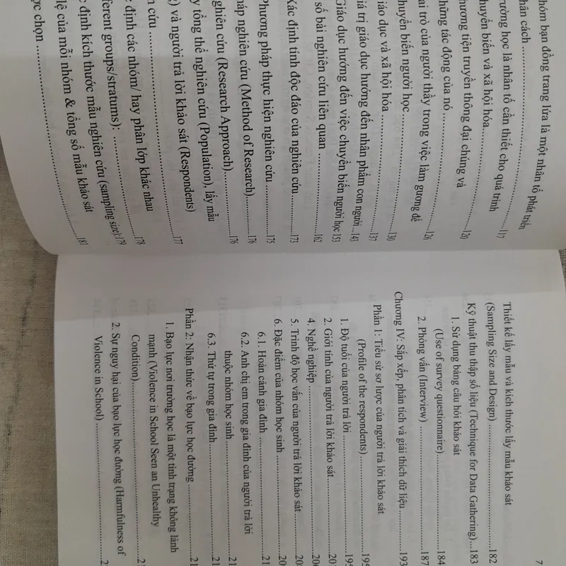 Bạo lực học đường qua nghiên cứu và khảo sát 572384