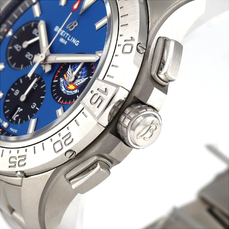 Đồng hồ Breitling Avenger B01 Chronograph 44 Blue Impulse LTD AB0147/AB01471A1C1A1 SS tự động - Hàng hiệu Authentic 882109