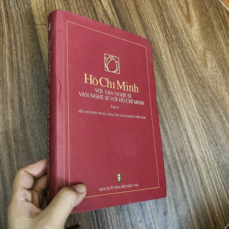 Hồ Chí Minh với văn nghệ sĩ …-tập 4 1023238