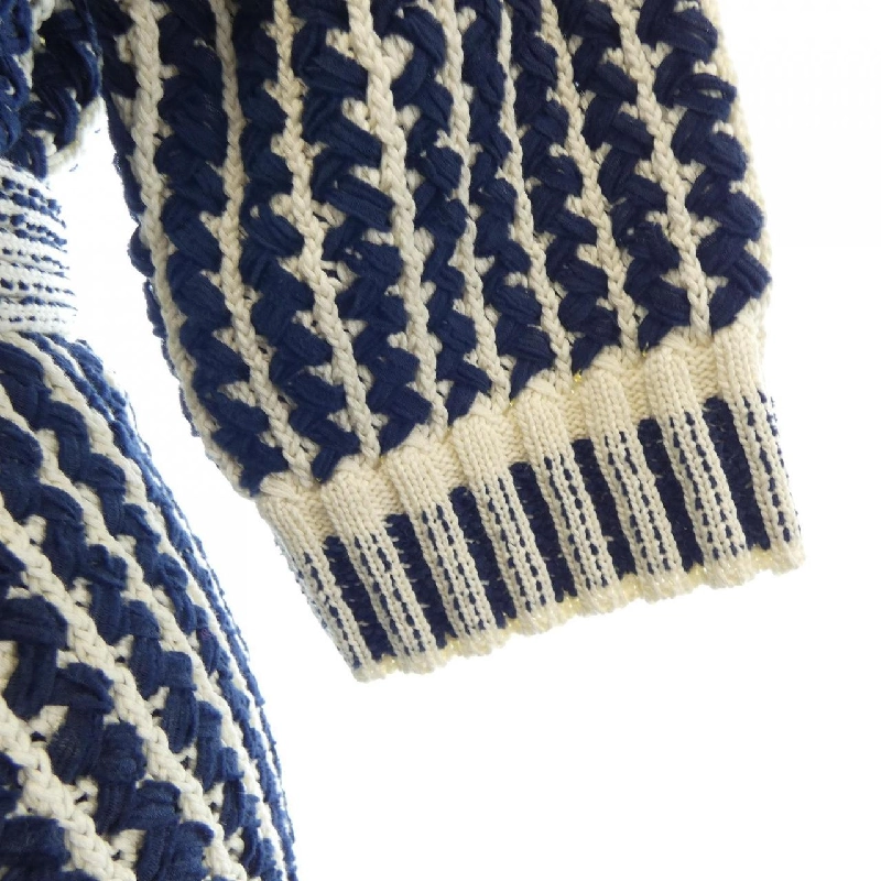 【Khuyến mãi】Áo khoác cardigan CHANEL 637597