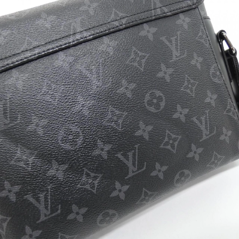 Túi xách vai Louis Vuitton Monogram Eclipse Messenger Voyage PM M40511 - Hàng hiệu Chính hãng 769090