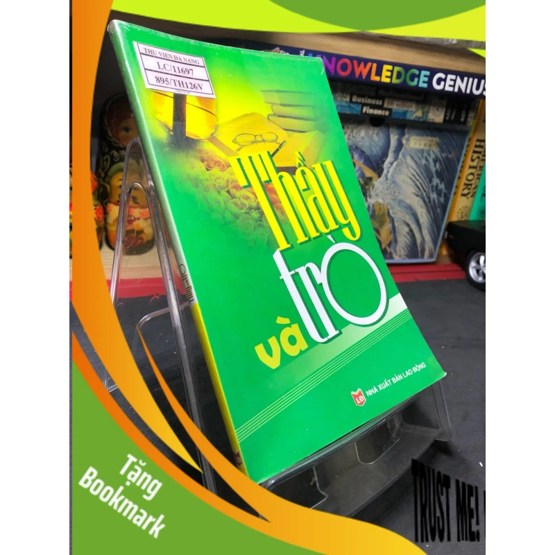 (TẶNG BOOKMARK) Thầy và trò 2009 mới 70% ố bẩn nhẹ Thu Hà RBK0906 SÁCH VĂN HỌC 952886