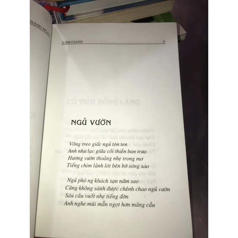 Gom nhặt tháng ngày - Lam Giang 1017572