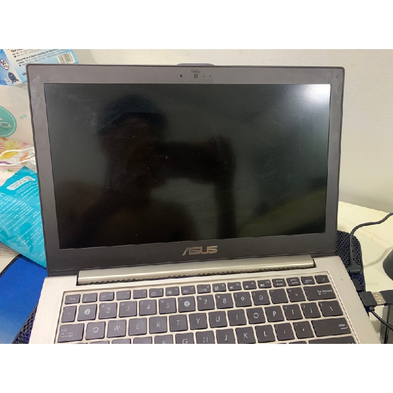 Laptop asus vivobook 3836