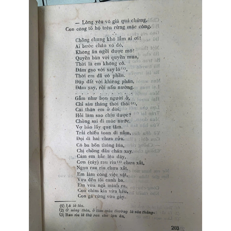 TỤC NGỮ VÀ DÂN CA VIỆT NAM - VŨ NGỌC PHAN 519624