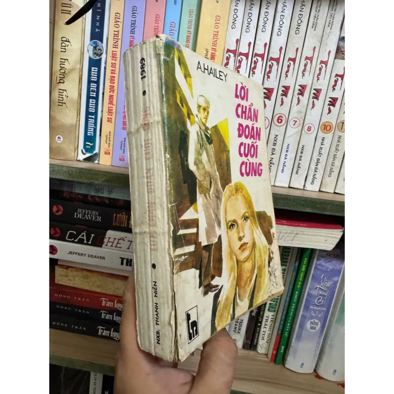 Tiểu thuyết Y học hấp dẫn : Lời chẩn đoán cuối cùng  972561