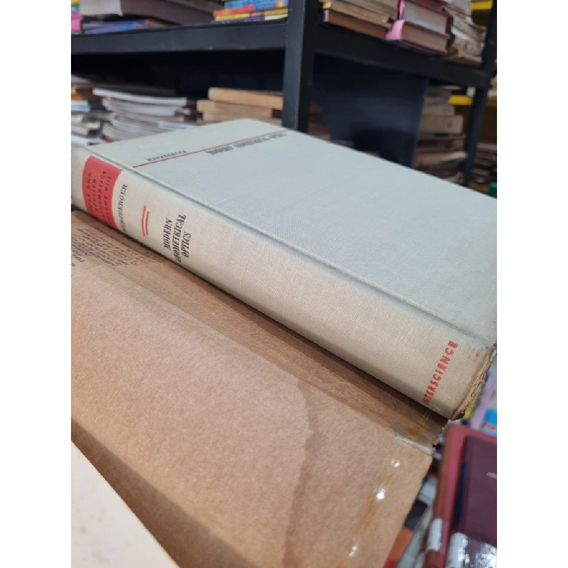 Modern Geometrical Optics - Max Herzberger (Pure and Applied Mathematics - Volume VIII) 448784