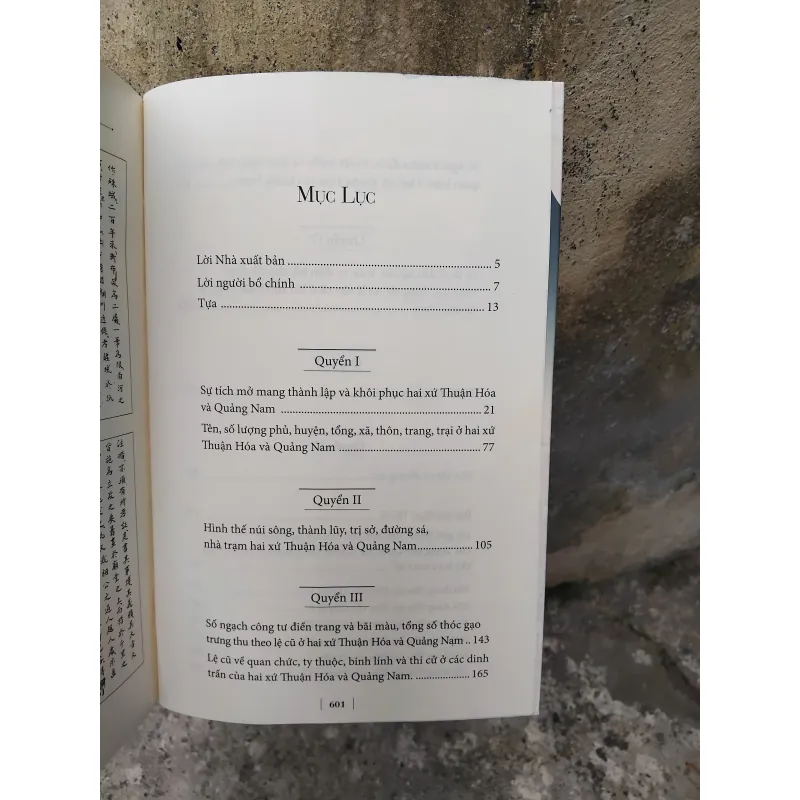 Phủ biên tạp lục của Lê Quý Đôn  1002352