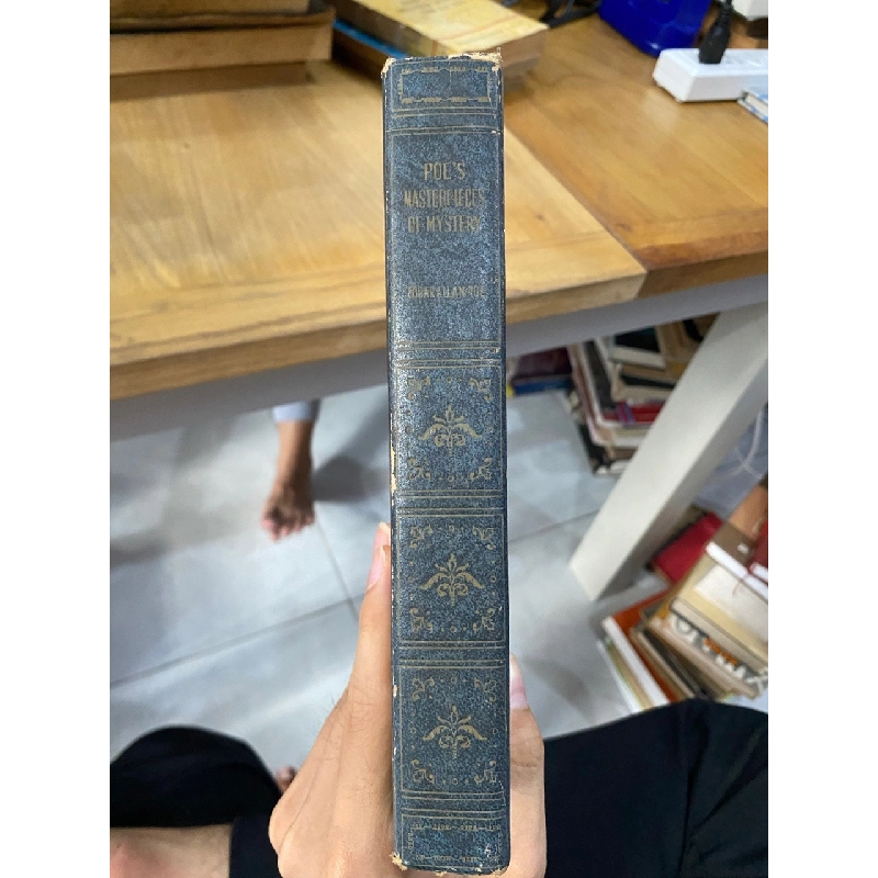 Poe’s Masterpieces of Mystery 528632