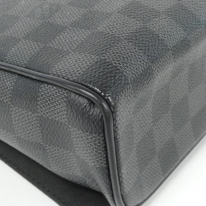 Túi xách vai Louis Vuitton Damier Graphite District PM N41028 - Hàng hiệu Chính hãng 802629