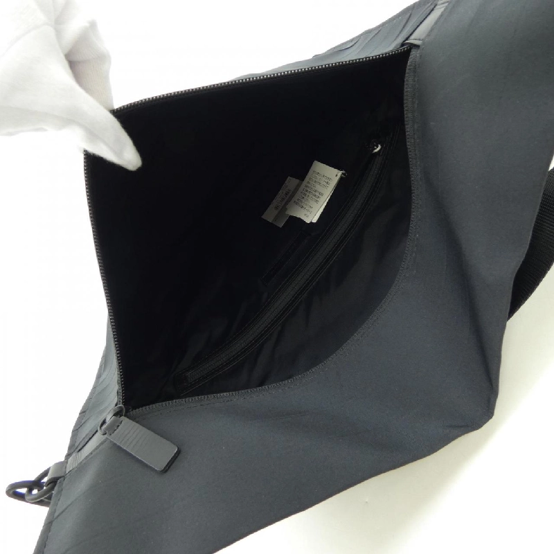 Túi ISSEY MIYAKE - Hàng hiệu Authentic 902556