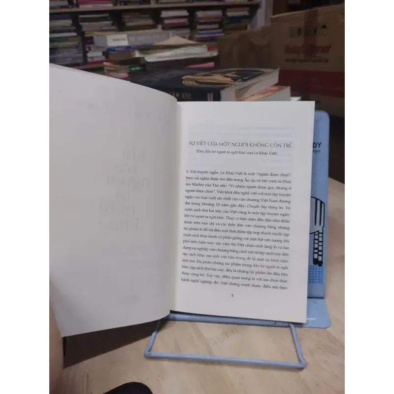 Sách: Khi trẻ người ta nghĩ khác - TG: Lê Khải Việt (B3) 1017847