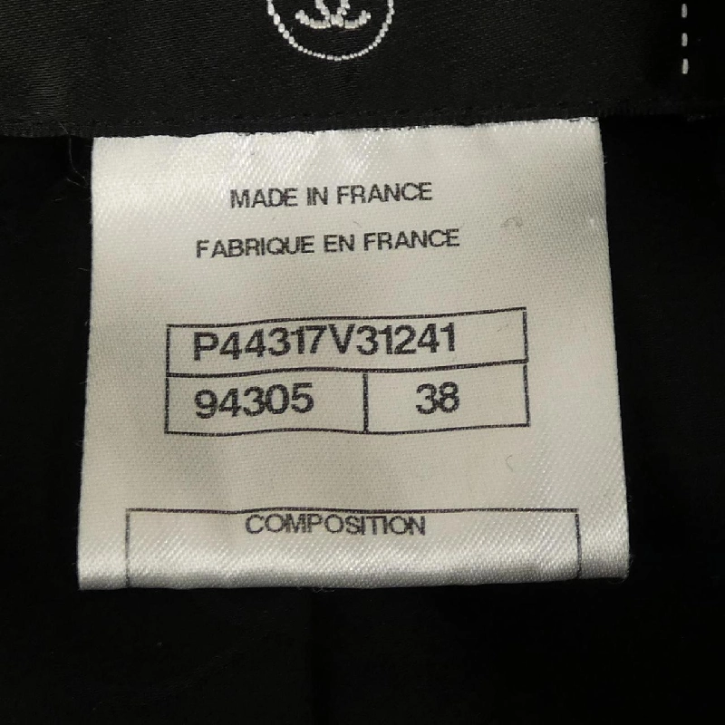 Áo khoác CHANEL P44317V31241 - Hàng hiệu Authentic 819331