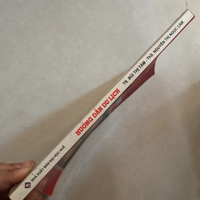 Hướng dẫn du lịch - Ts Bùi Thị Tám 779969