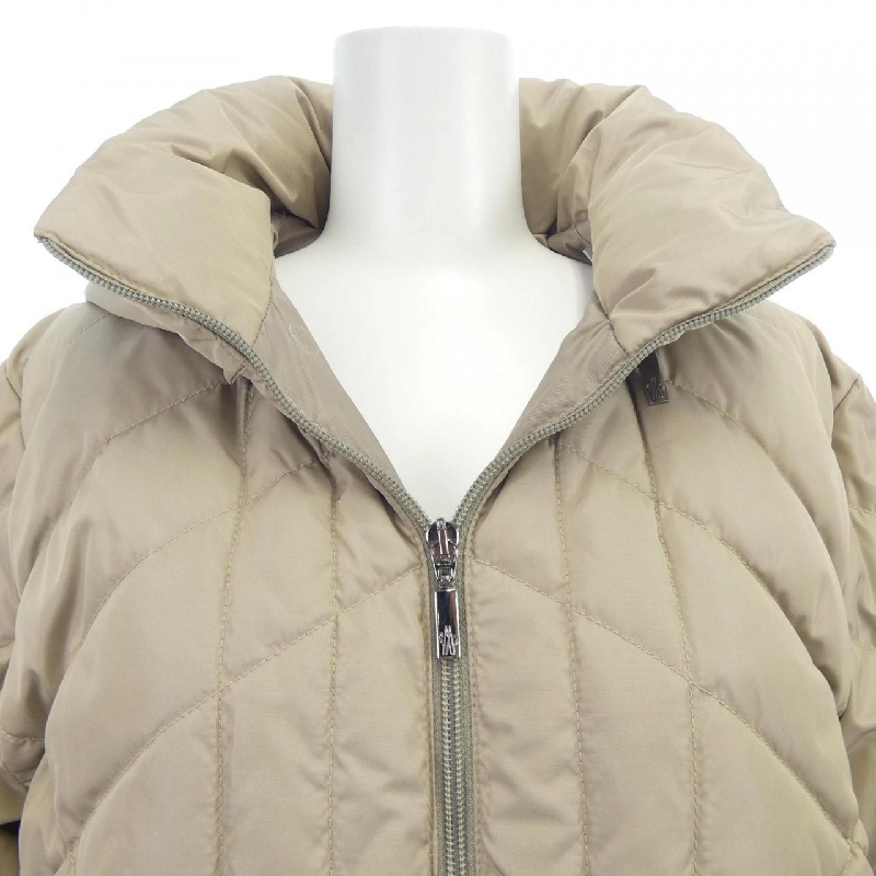 Áo khoác lông vũ MONCLER 640945