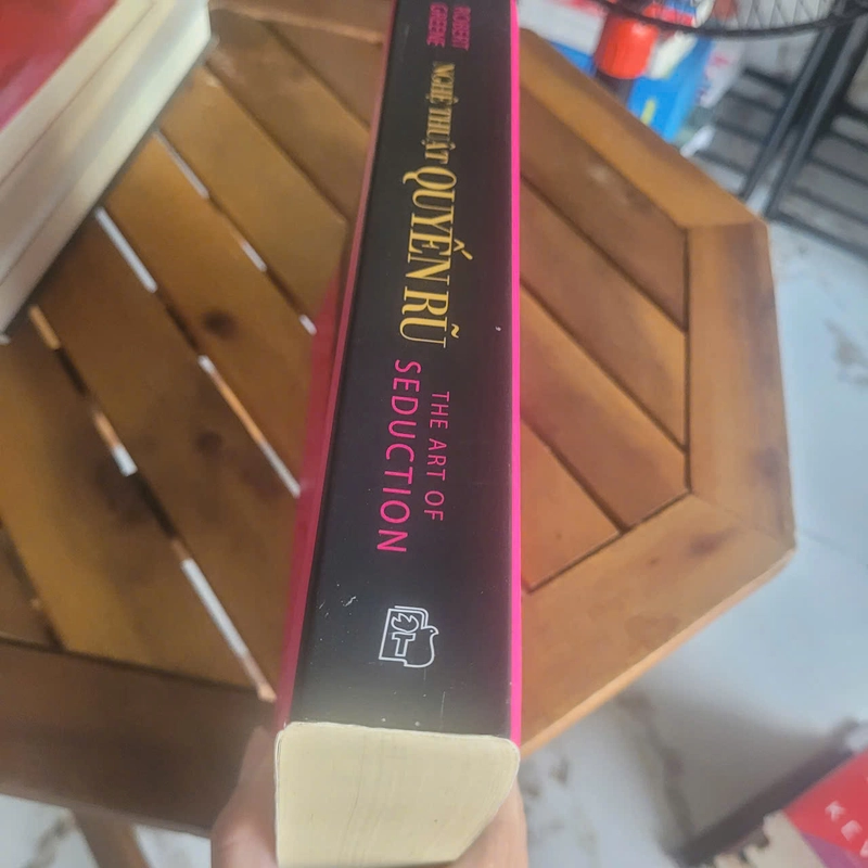 Nghệ thuật quyến rũ (The Art of Seduction)	Robert Greene 521356