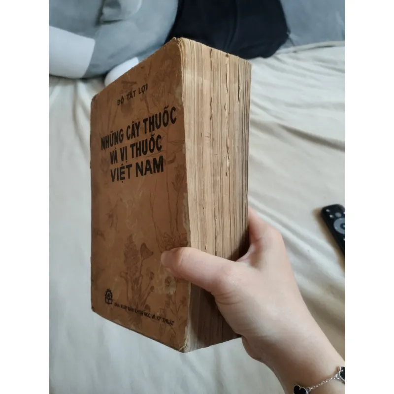 Những cây thuốc và vị thuốc Việt Nam.
Tác giả: Đỗ Tất Lợi.
 761616