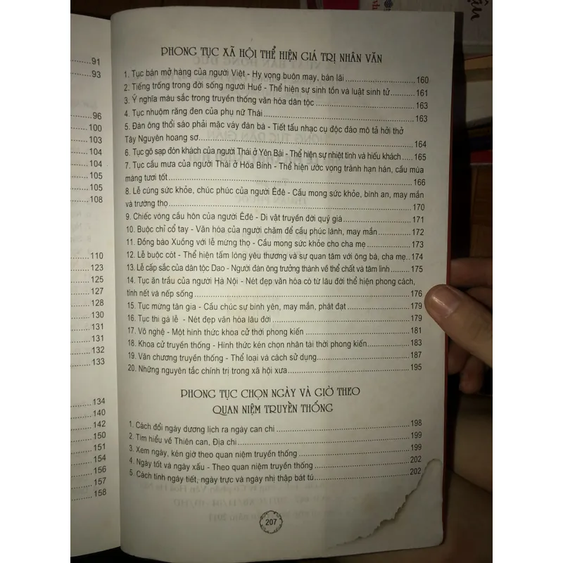 Nghi lễ ma chay - cưới hỏi 689046